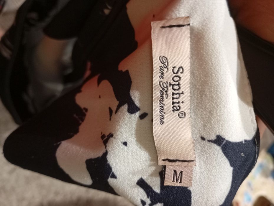 Sukienka do kolan midi 38 M elastyczna letnia wiosenna w kwiaty