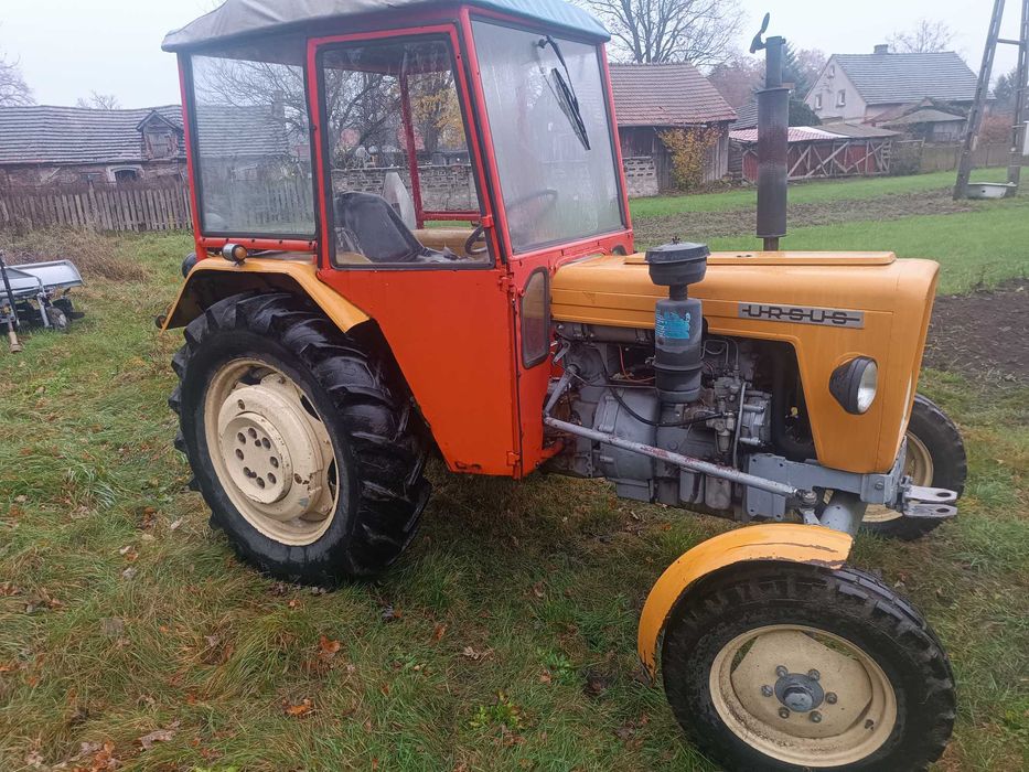Ciągnik Ursus c 330