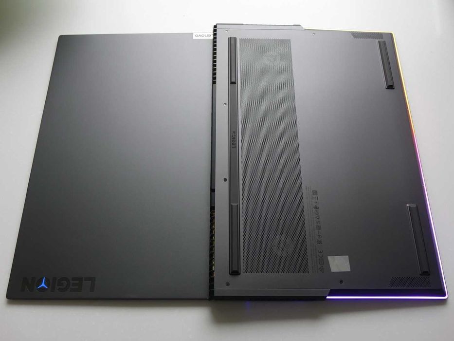 Lenovo Legion 7 16ITHg6 16 WQXGA i9-11980HK 32 1TB RTX 3080 16GB gddr6