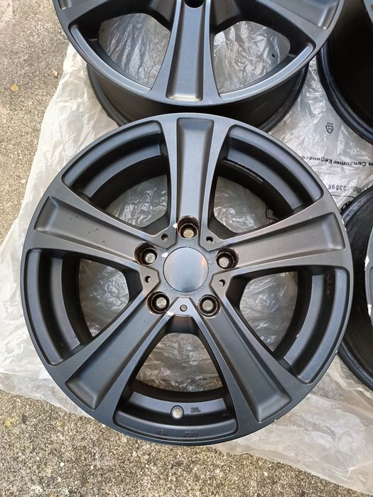 Jantes R 16.  114.3×5