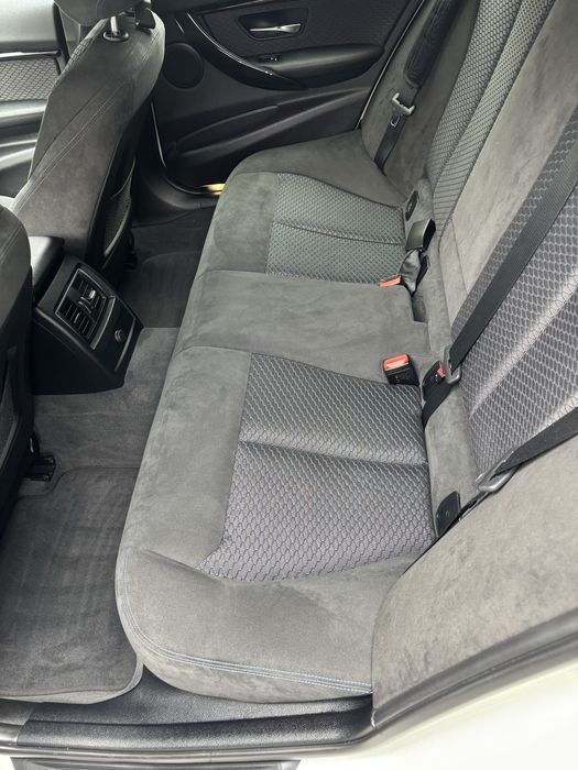 Bmw 320d Touring Pack M Auto apenas 56000 kms