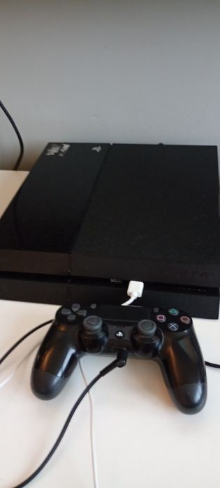 PlayStation 4 dobry stan