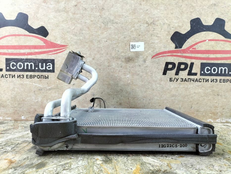 Suzuki Swift 2005-2010 испаритель радиатор печки кондиционера