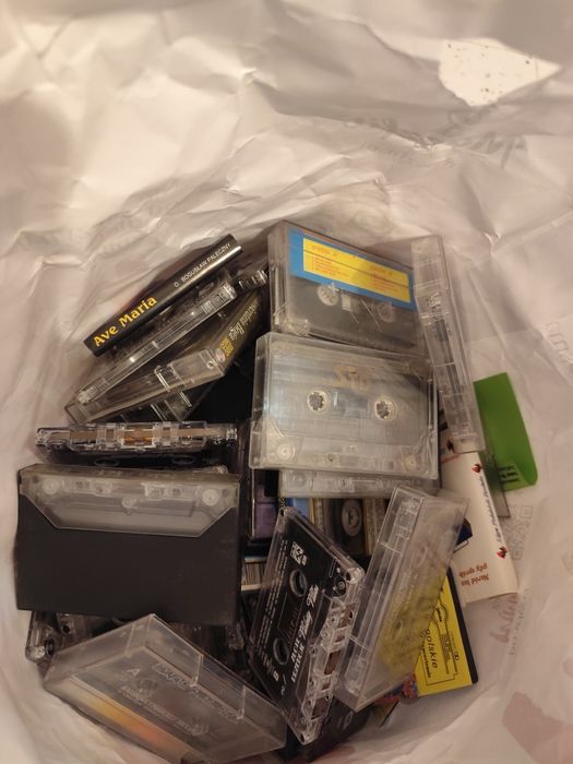 Kasety magnetofonowe - około 50 sztuk różne