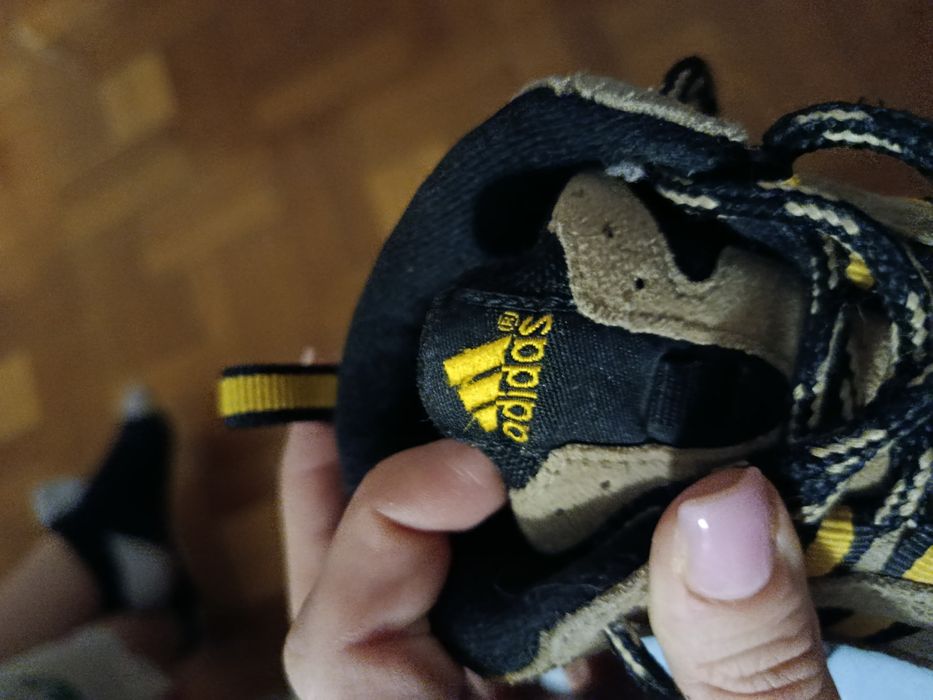 Кросівки для хлопчика 26 розміру