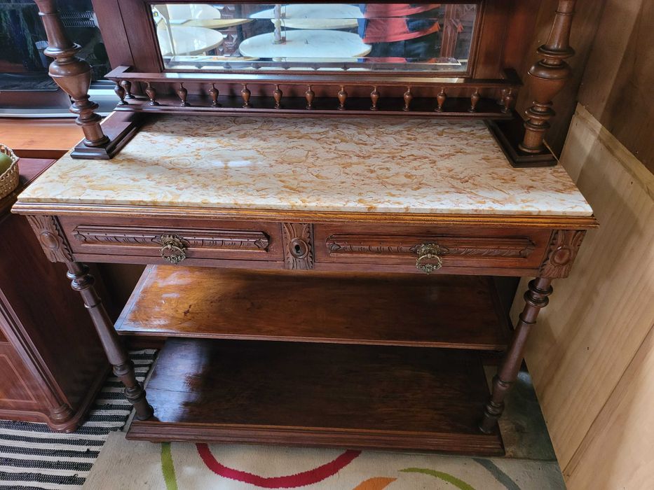 Móvel antigo em madeira maciça com tampo em pedra - Muito bom est