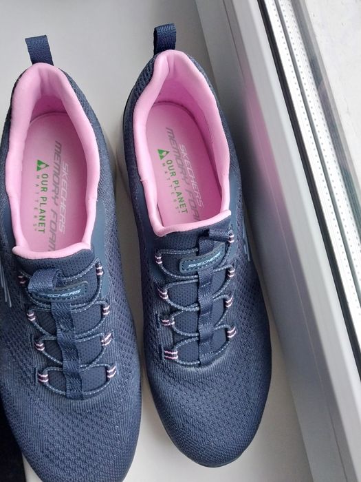 Кроссовки Skechers