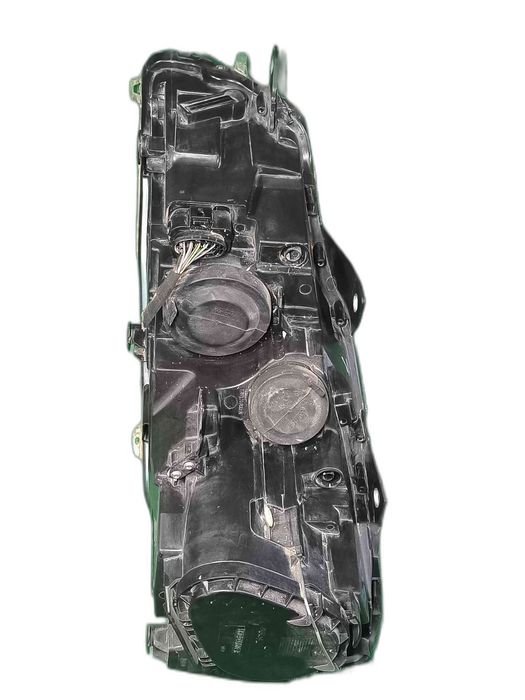 Ótica / Farol Direito VW GOLF VI 5K1941006P (OEM) | 89319341 (OEM)