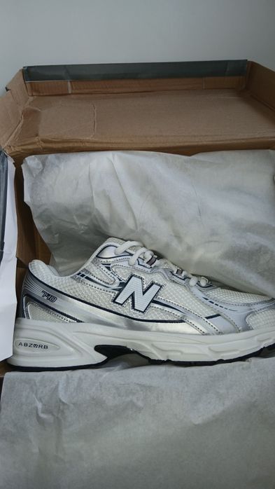 Ténis novo new balance 740