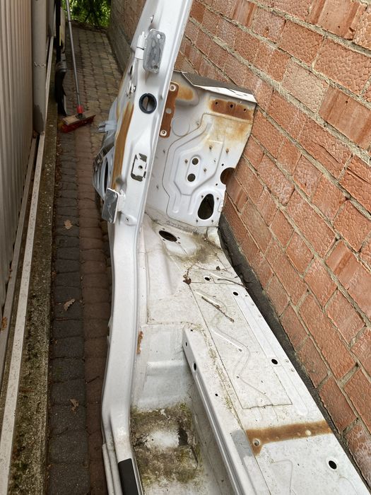 Sprinter 906 лонжер стойка передній лівий та правий