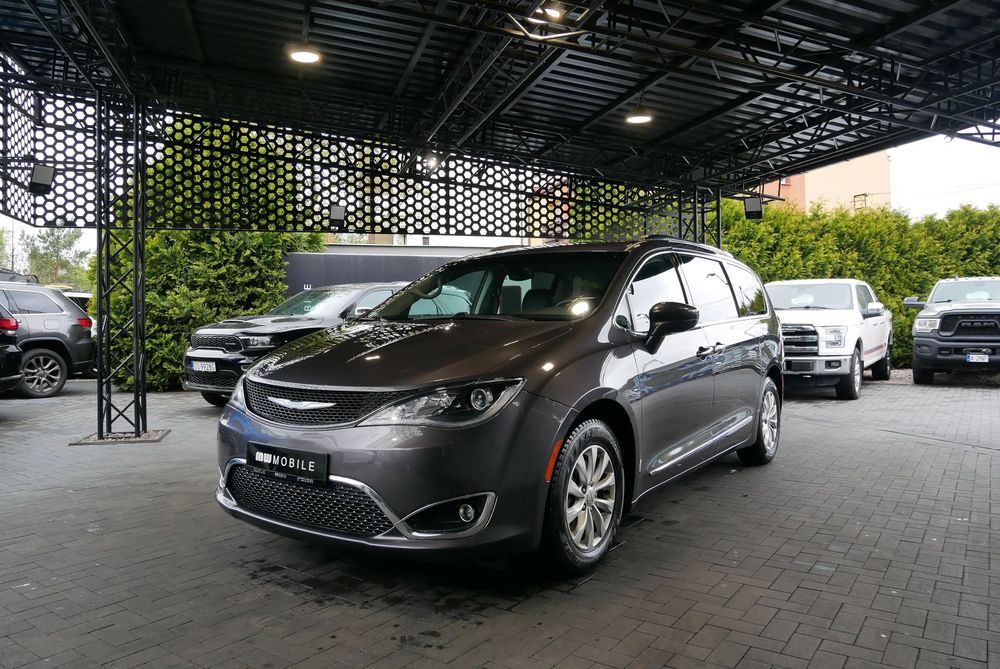 Chrysler Pacifica Touring L 3.6L V6 291KM MenuPL Stow'N Go Kamera 7os. LED 3zoneAC