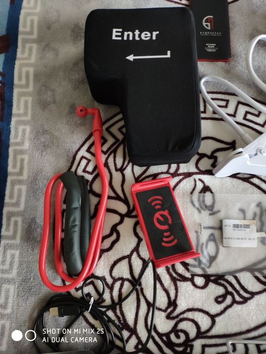 Пульт gopro, клавиатура redthunder, мишка, фонарик, кнопка