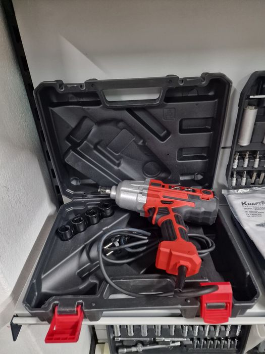 Pistola de impacto elétrico nova