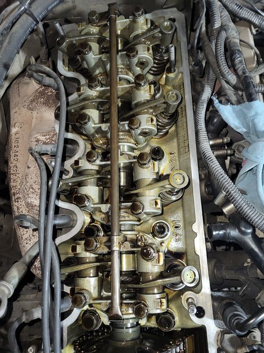 Мотор двигатель двигун m102 m103 блок ГБЦ