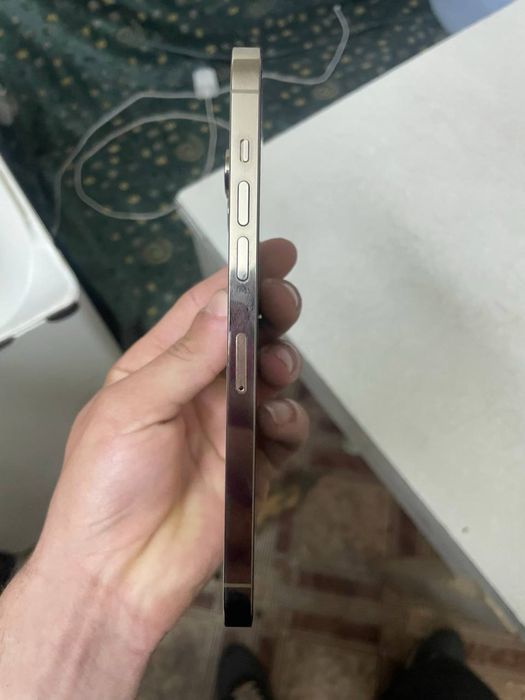 Продам айфон 14про макс