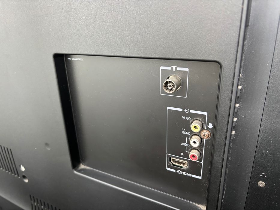 Телевізор Toshiba 40L2400D