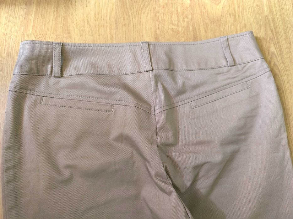 Damskie spodnie rybaczki capri 7/8 beżowe, rozmiar S