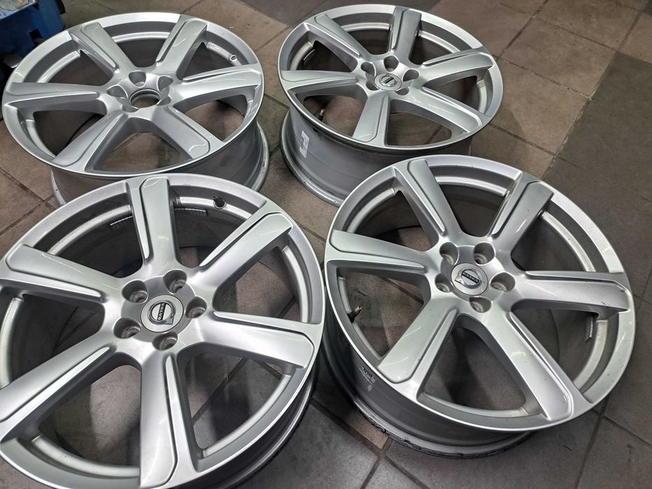 Felgi 5x108 19 volvo oryginalne