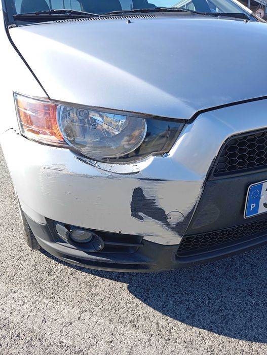 MITSUBISHI COLT (ANO 2011) Económico / Excelente Estado