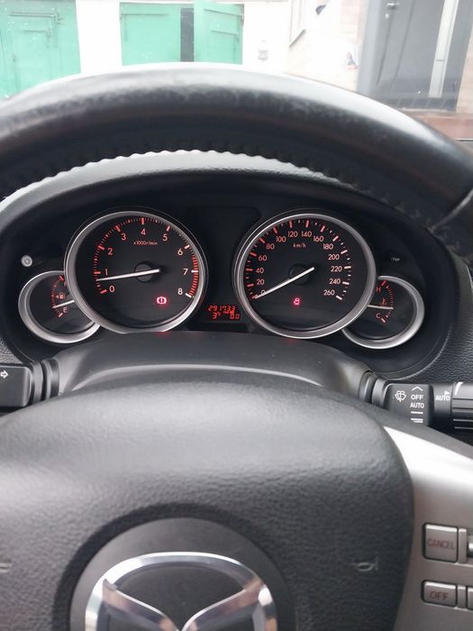Mazda 6 1.8 бензин