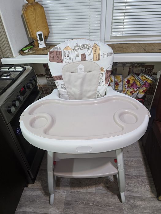Стільчик для годування Caretero Homee