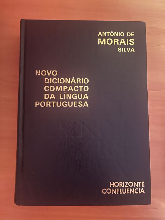 Novo Dicionário Compacto da Língua Portuguesa
