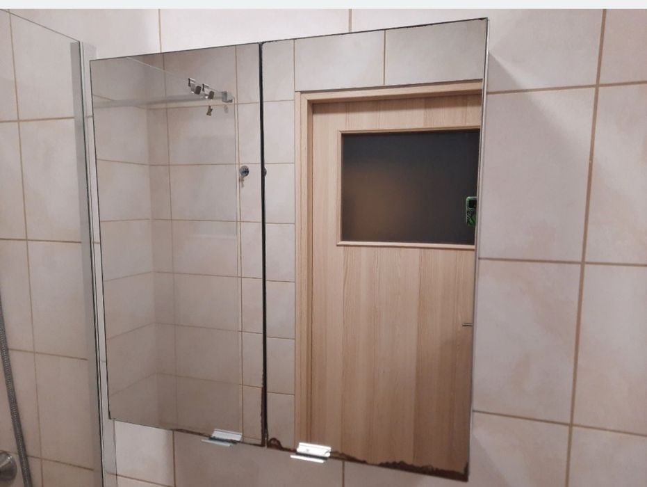 Szafka łazienkowa z lustrem Good Home