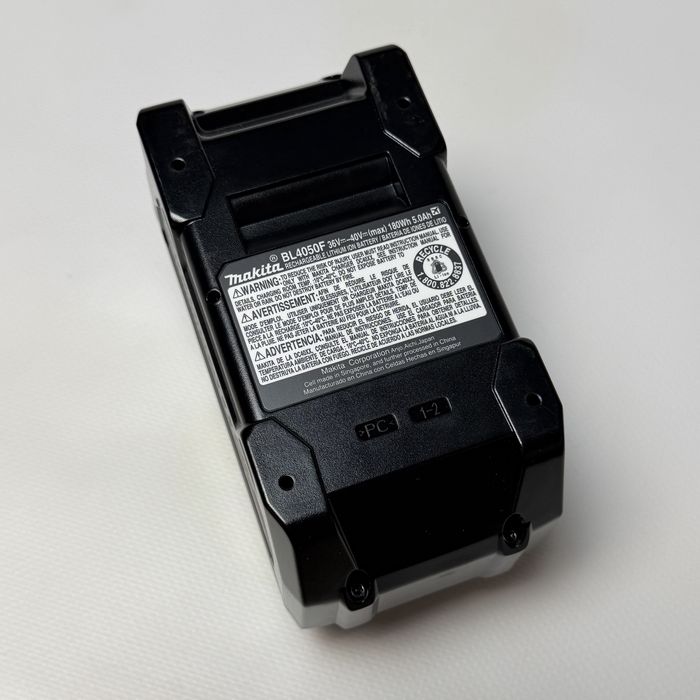 Makita Безщіточна Акумуляторна Ланцюгова Пила GCU06T1 XGT 40V з США
