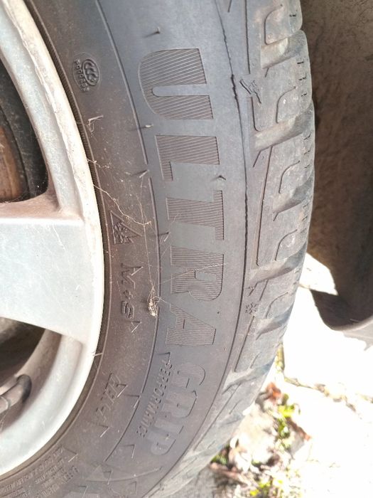 Шини(2022 р.)+диски DEZENT R16 5×112  Резина зимня GOODYEAR ULTRA GRIP