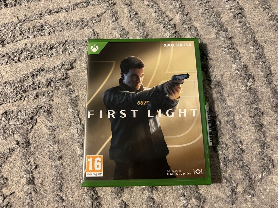 Jak Nowa Gra 007 First Light xbox Series X