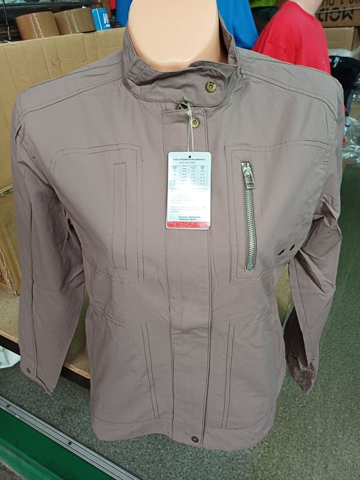 Kurtka damska brązowa cienka XL.
