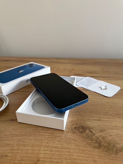 iPhone 13 - 128GB - 86% BATERII