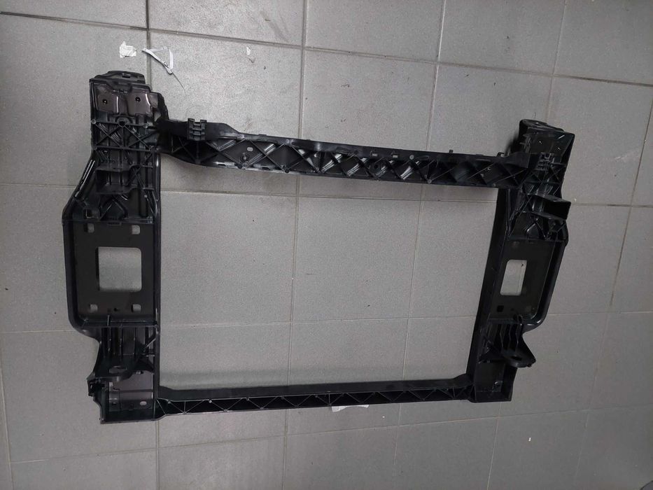 travessa da frente NOVA ORIGINAL AUDI Q8