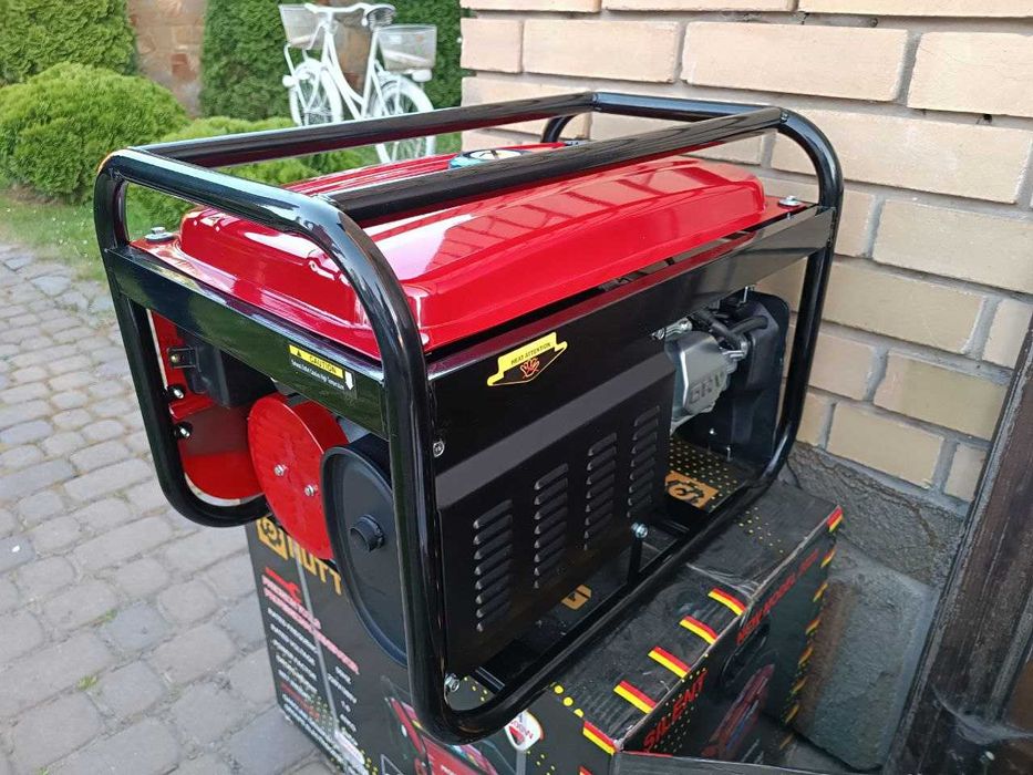 Генератор бензиновий Huttenberg H8500W