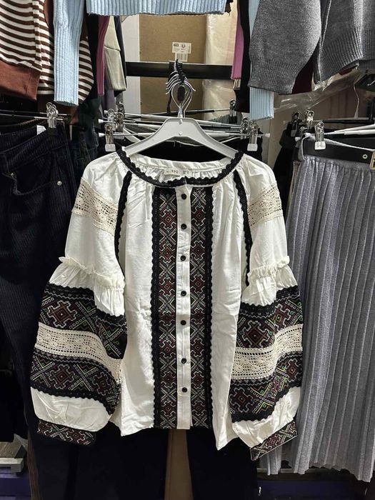 Жіночі вишиті сорочки Вишиванки вишиванка блузка