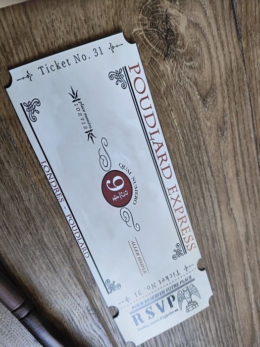 Harry Potter magiczny zestaw Różczka Remus Lupin bilety do Hogwartu