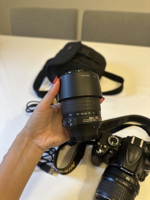 Nikon D3000 com todos os acessorios
