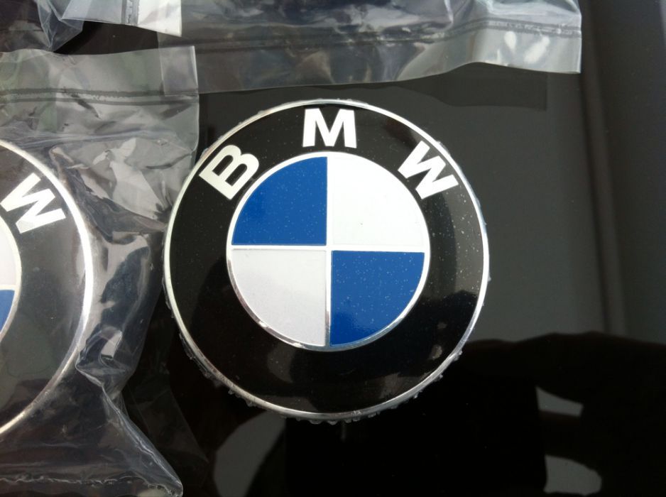Centros Jantes BMW 68 mm Capô e mala 82mm Novos
