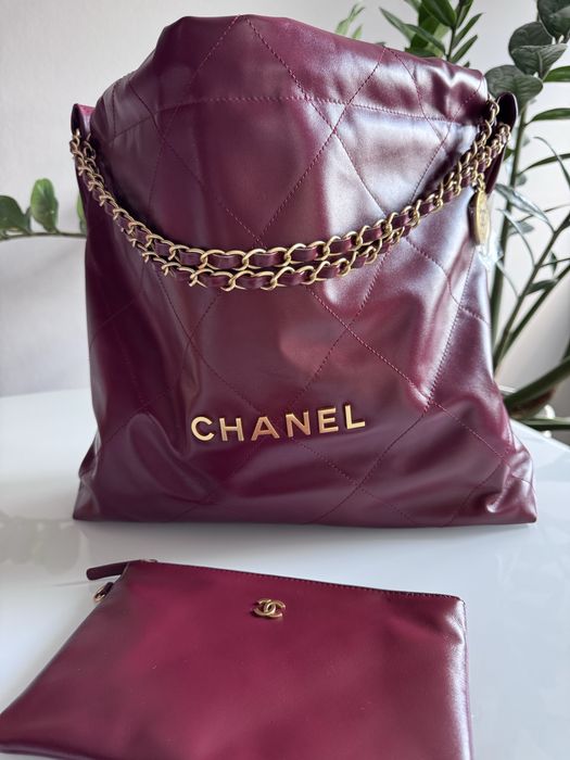 Przepiekna burgundowa torebka Chanel 22 hobo