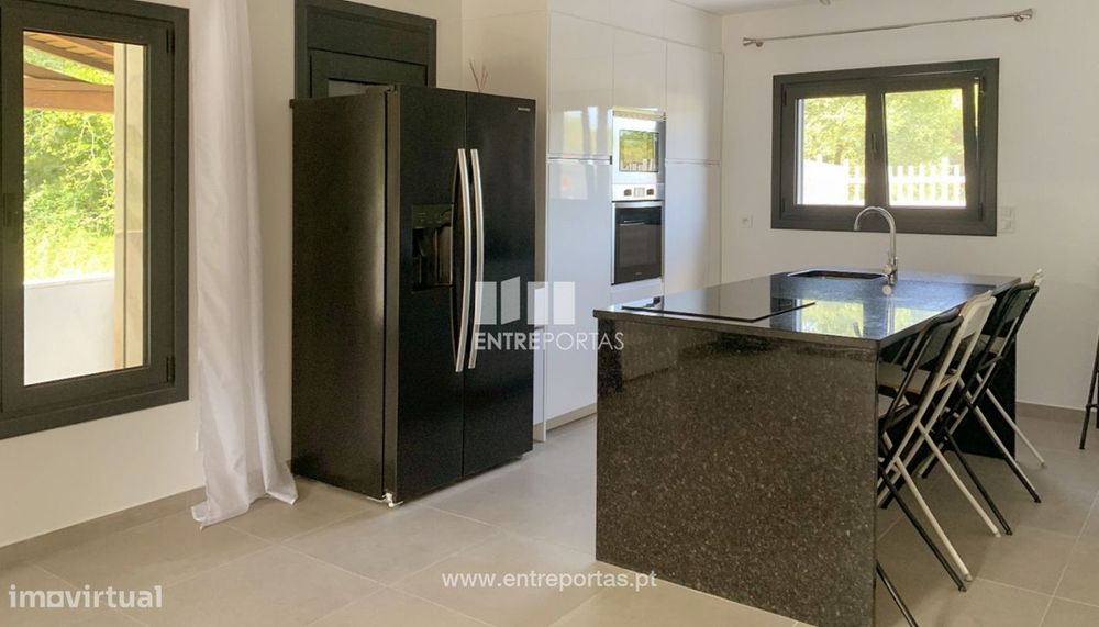 Moradia renovada para venda, Âncora, Caminha