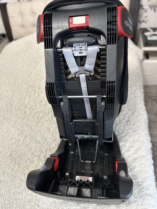 Дитяче автокрісло britax römer king ll