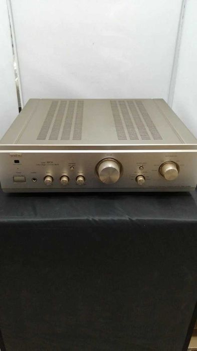Amplificador DENON 1500 R ( com comando )