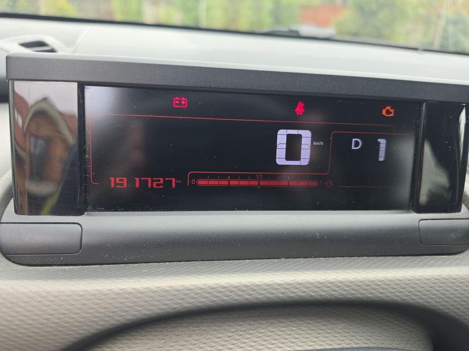 Citroen C4 Cactus 1.6 bluehdi 2016р.