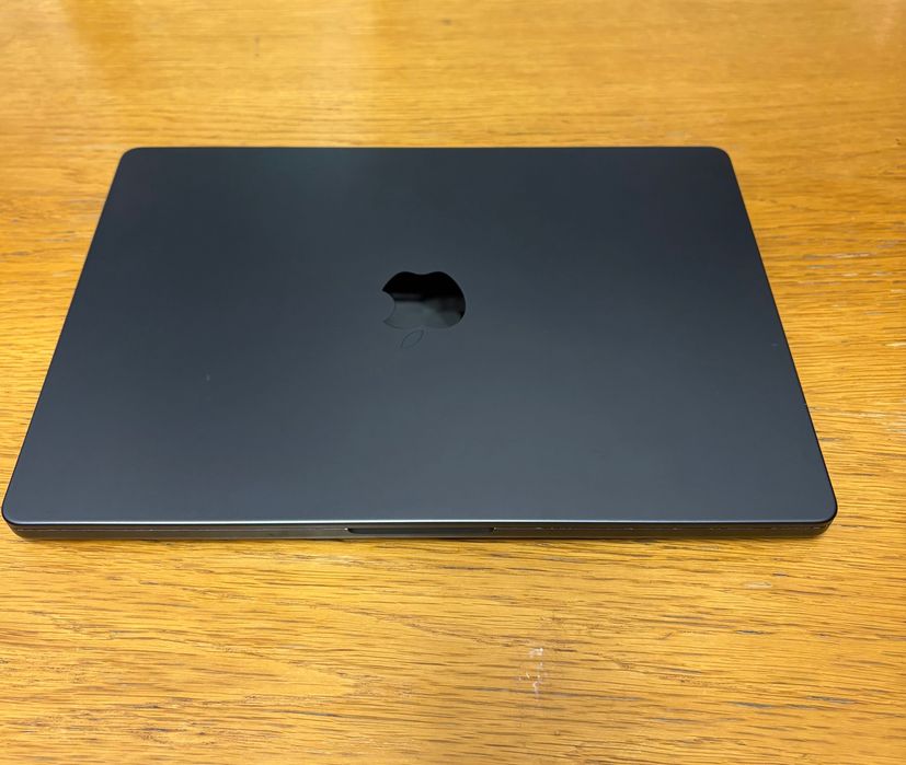 Apple Macbook M3 pro 18GB | 14 cali | 1TB | 18 gb | 94% battery