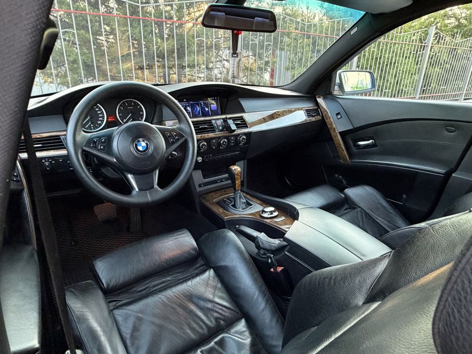 Продам BMW e60 m54