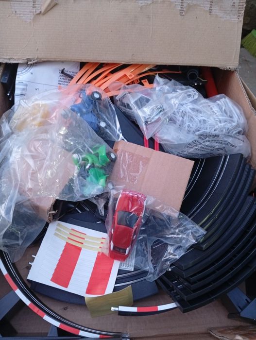 Pista de carrinhos e motos antiga nova