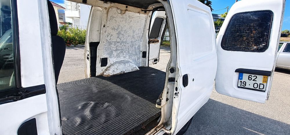 Nissan Vanete  Ano-1999  "Estado Impecável"