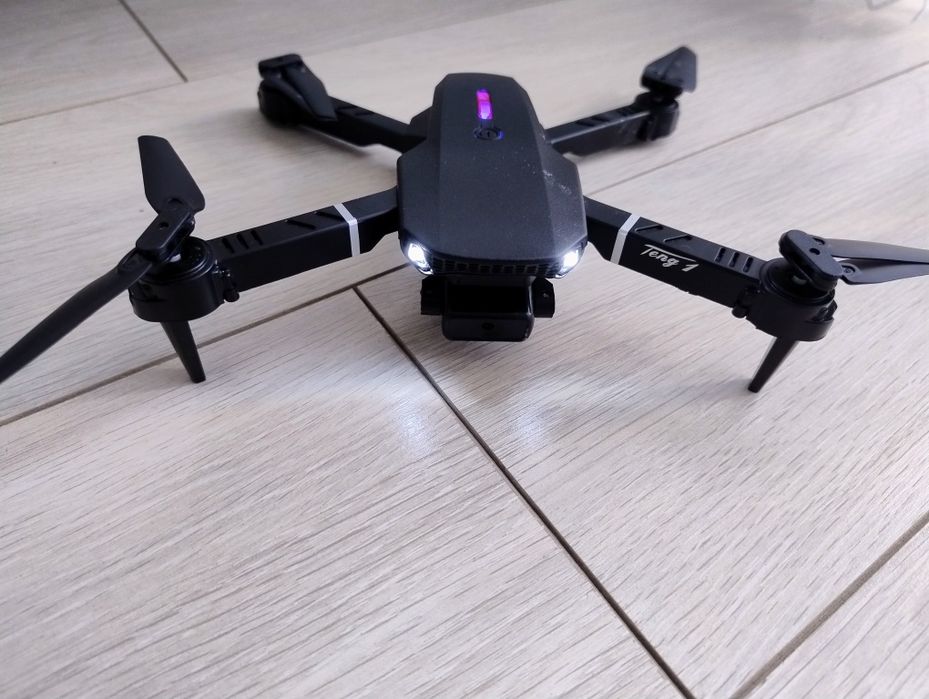 Dron na części Dron bez baterii Teng 1