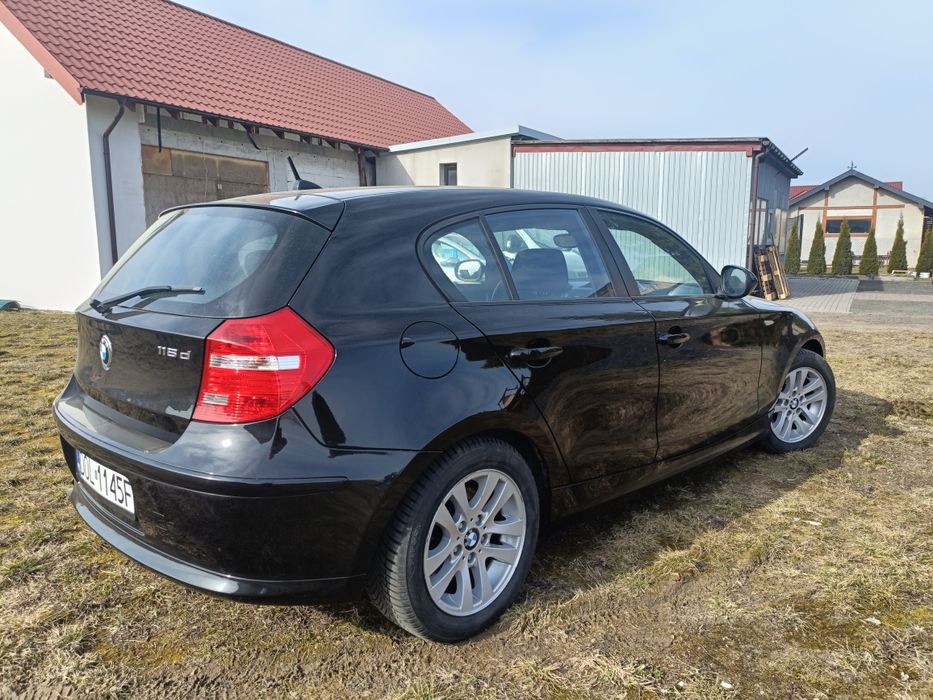 BMW 1 e87 2009 . 2.0d 143 Nowy rozrząd . Zadbany .