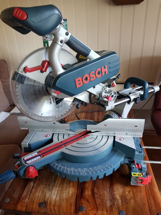 Piła ukosnica GCM 12 SD